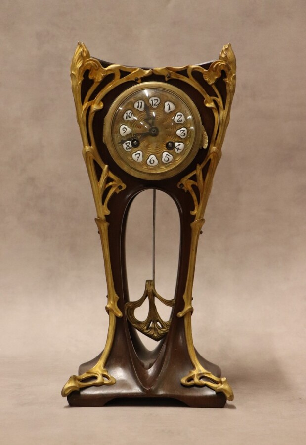 louis majorelle pendule 5050€ en 2022